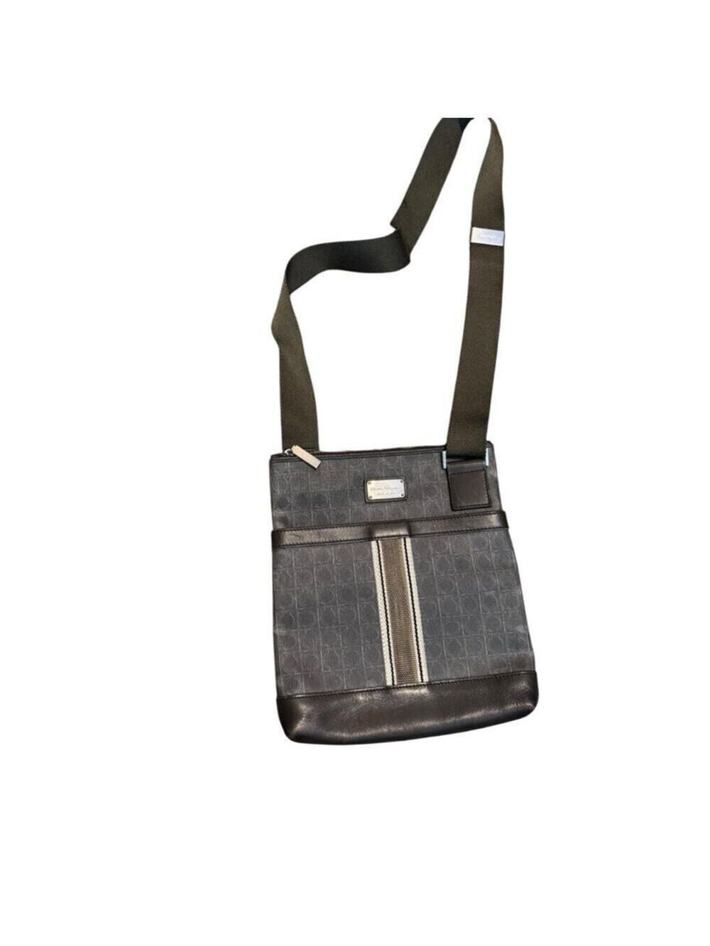 Salvatore Ferragamo Gancini Messenger Bag - Picture 2 of 14